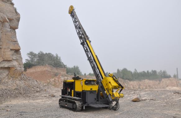 Instalație de foraj cu carotaj de suprafață SX16 NQ 1250m